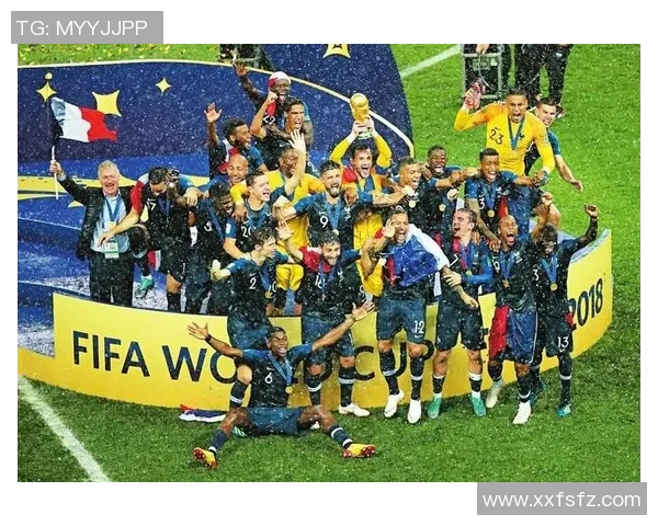 华裔足球明星风采展示与成就回顾的精彩合集